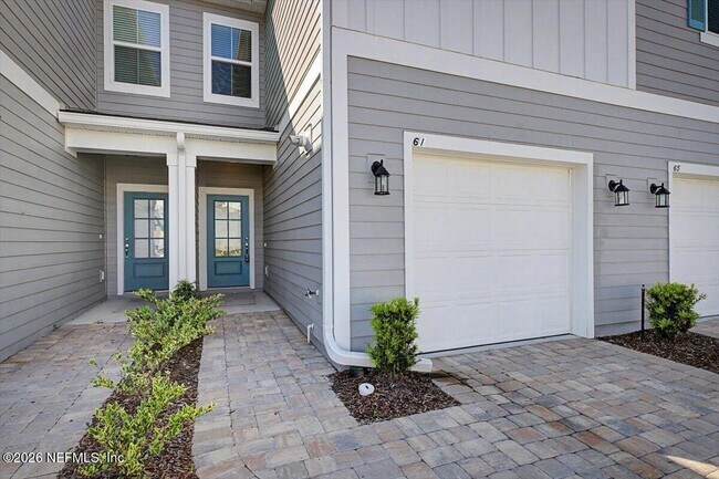 Foto del edificio - 61 Mellowood Ln