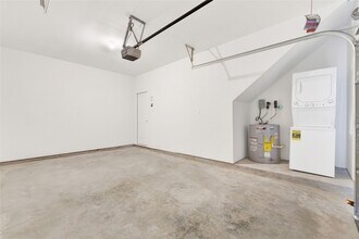 Building Photo - 4602 Indie Hts Ln