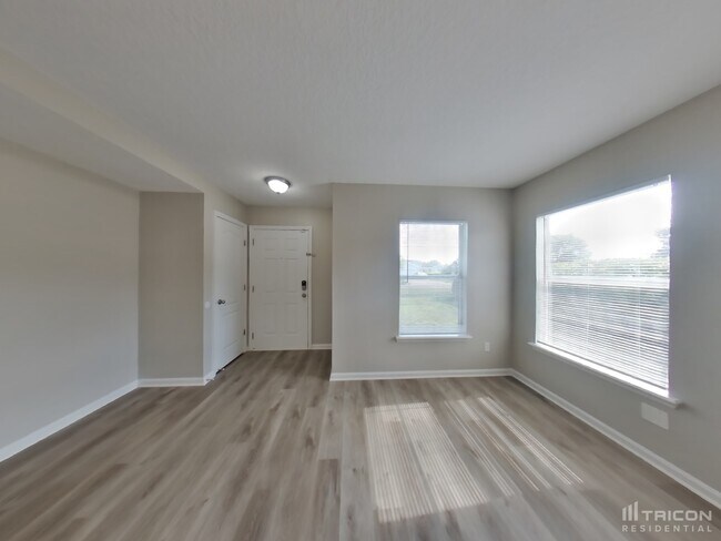 Foto del edificio - 76221 Long Pond Loop
