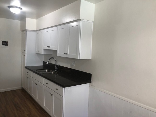 Foto del edificio - 111 N Atlantic Blvd