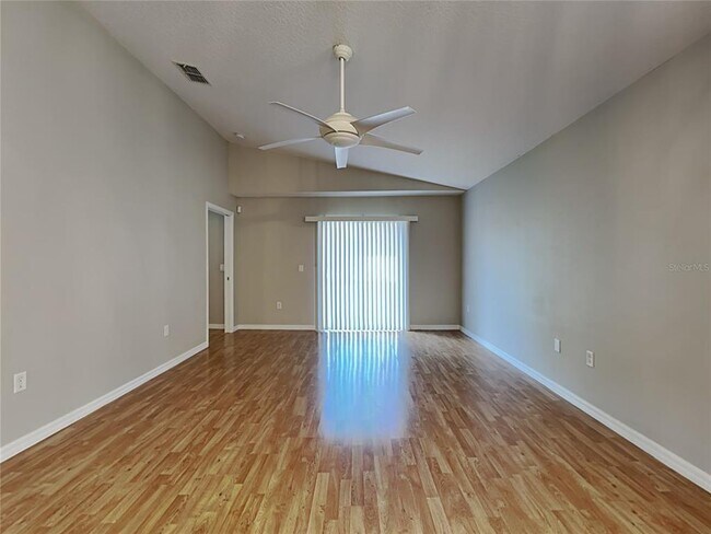 Foto del edificio - 7640 Prospect Hill Cir