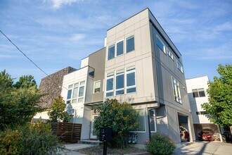 Building Photo - 4262 Linden Ave N