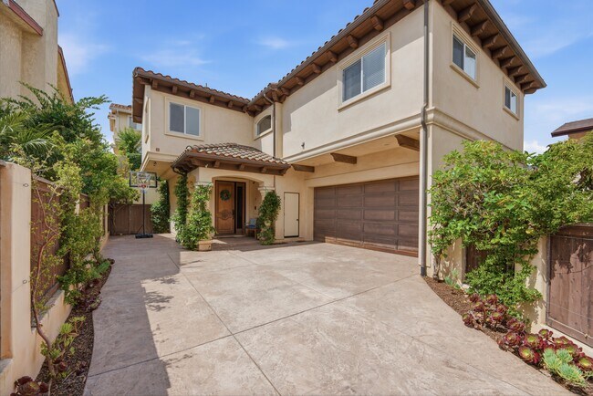 Foto del edificio - 1718 Harriman Ln
