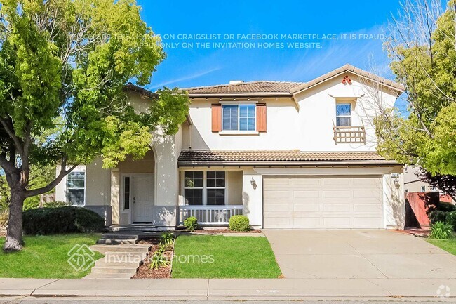 Building Photo - 2556 Hawk Crest Dr