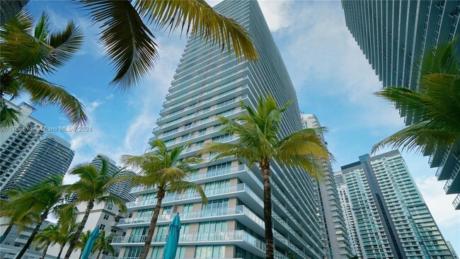 Foto del edificio - 1111 SW 1st Ave