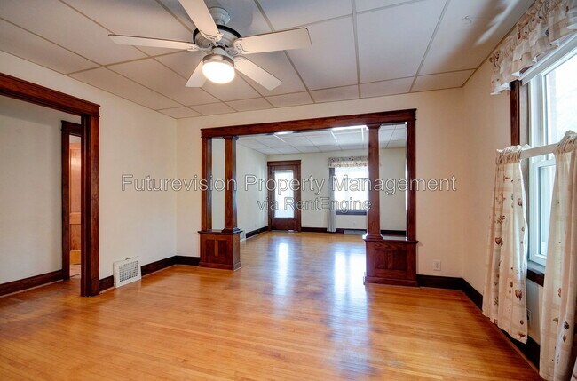 Foto del edificio - 1105 Summit St