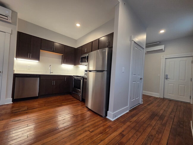 Building Photo - 3112 Warsaw Ave