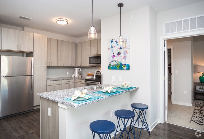 2HAB, 2BA - 951 ft² - Spoke Apartments