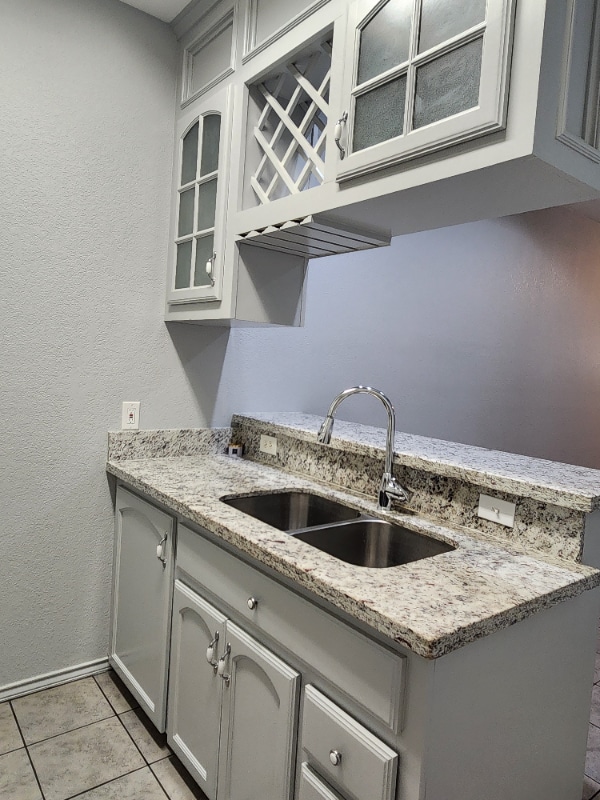 Building Photo - 607 Buena Vista Dr