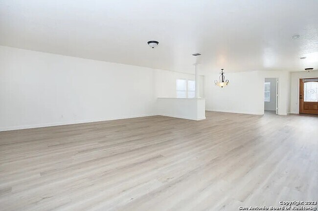 Foto del edificio - 10002 Powderhouse Dr