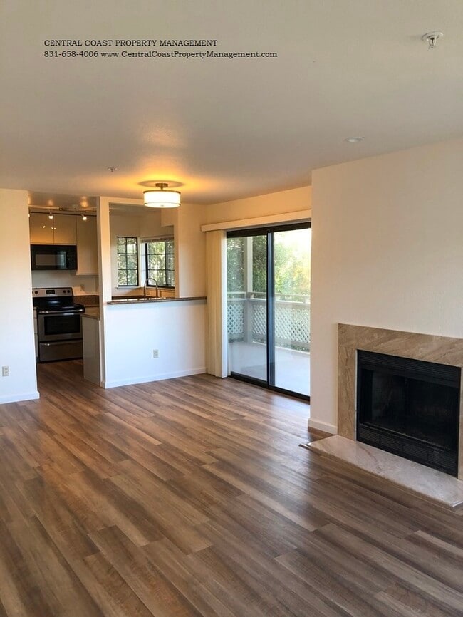Centrally located Del Rey Oaks Condo. No pets Condo for Rent in Del Rey Oaks, CA