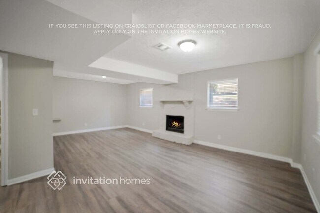 Building Photo - 3200 Vail Ct SW
