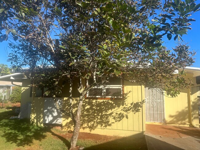 Building Photo - 709 Hualau Pl