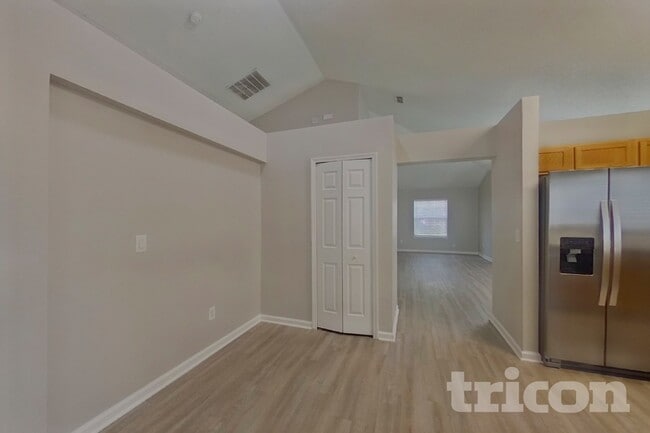 Building Photo - 12048 Coachman Lakes Way