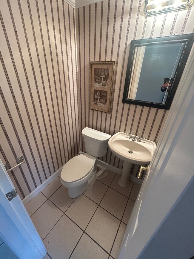 Foto del edificio - 41168 N Woodbury Green Dr