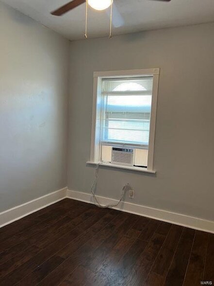Building Photo - 4256 Castleman Ave