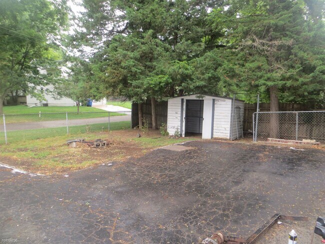 Foto del edificio - 3 br, 2 bath House - 3623 SW 13th St