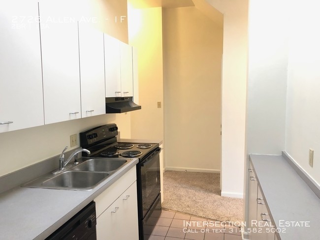 Building Photo - Quiet and Cozy Fox Park Duplex Apartment