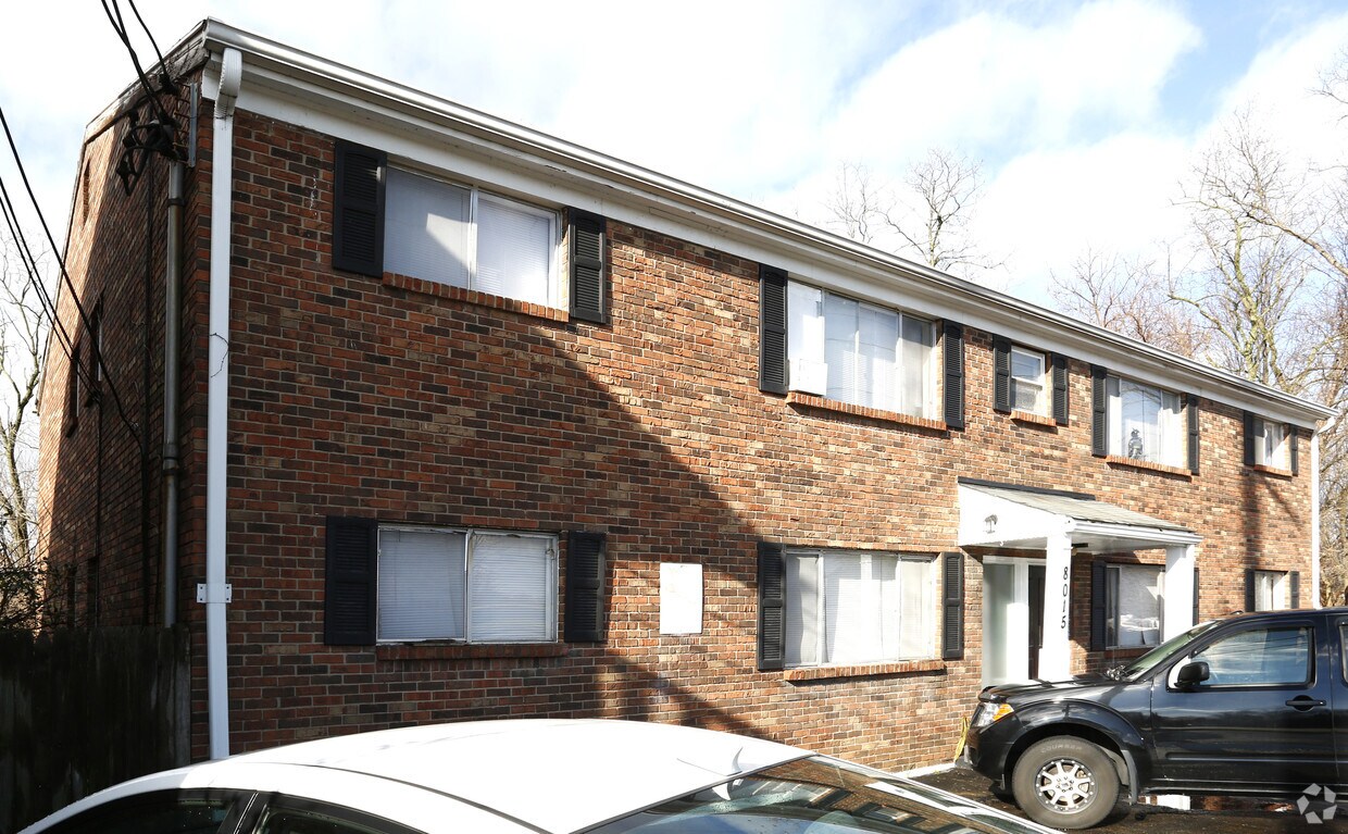 Foto principal - 8015 Alexandria Pike