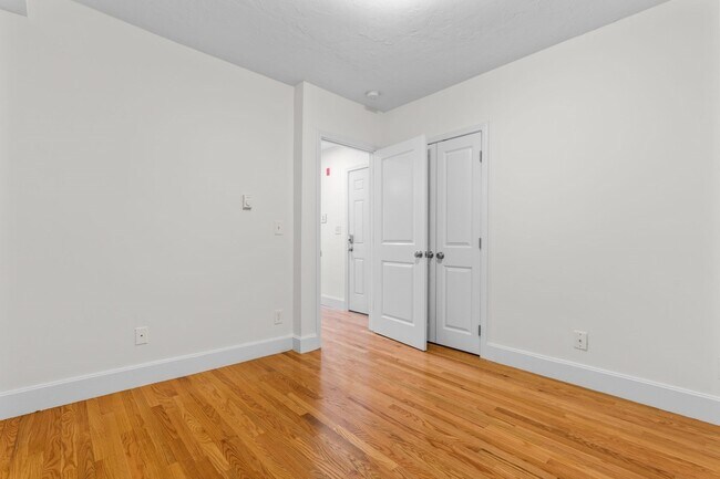 Foto del edificio - 754 Huntington Ave