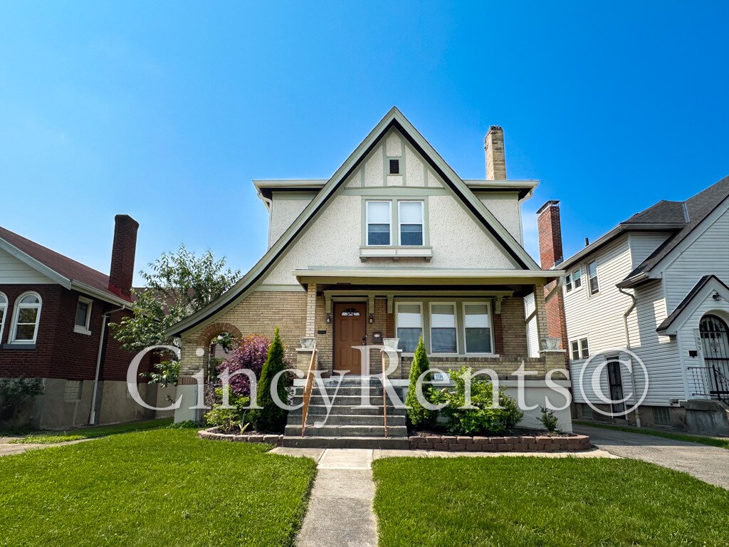 Primary Photo - 1905 Berkley Ave