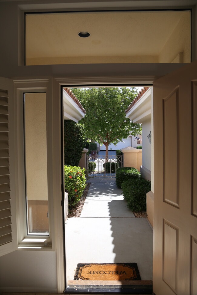 Front area patio - 38575 Orangecrest Rd