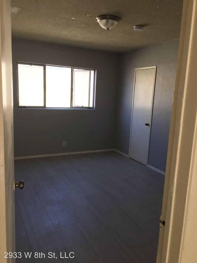 Foto del edificio - 4027-4029 Palmwood Dr
