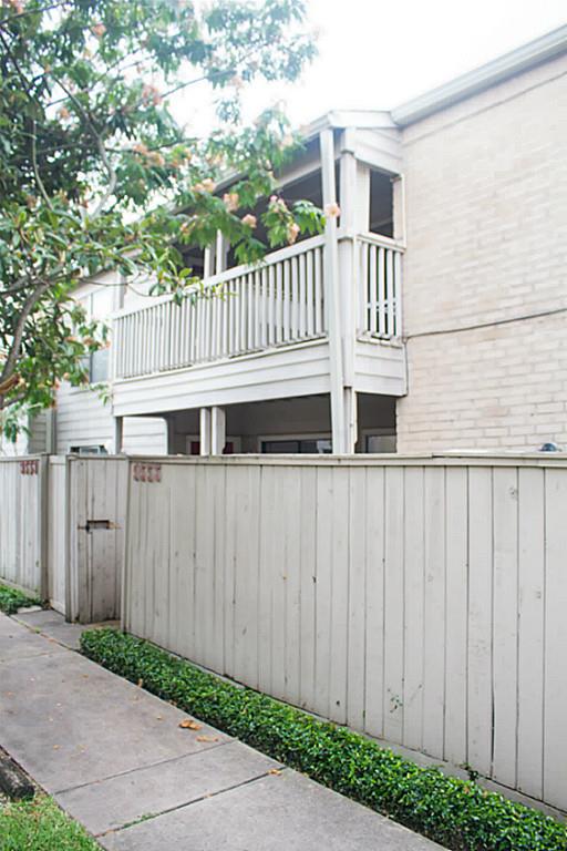 Primary Photo - 9555 Pagewood Ln