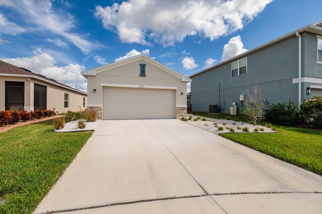 Photo - Newly developed Lakefront 3B/2B home in Ea...