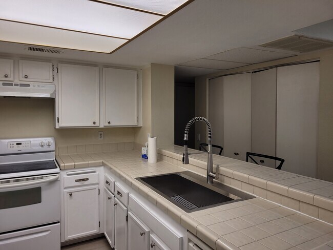 Kitchen - 5885 El Cajon Blvd