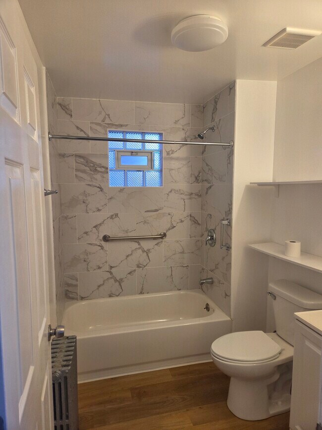 Foto del edificio - 4839 W Dakin St