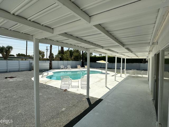 Foto del edificio - 422 N Farrell Dr