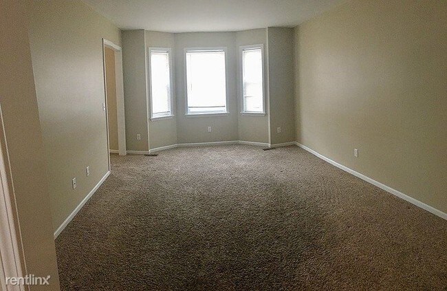 Building Photo - 3 br, 2.5 bath Apartment - 11 Bullis Road 2