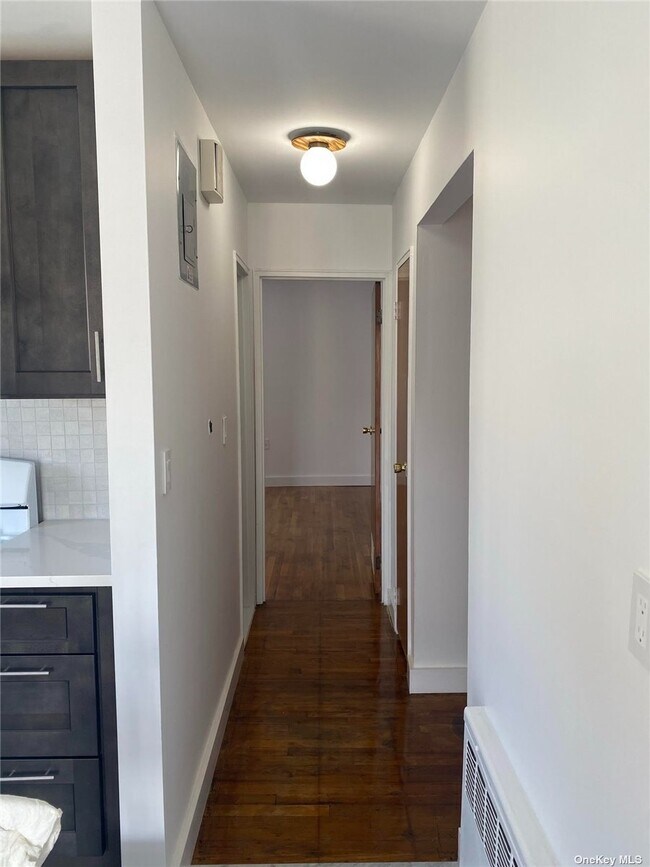 Foto del edificio - 31-53-53 44th St