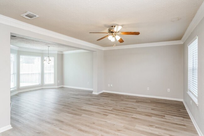 Foto del edificio - 20415 Blue Beech Dr
