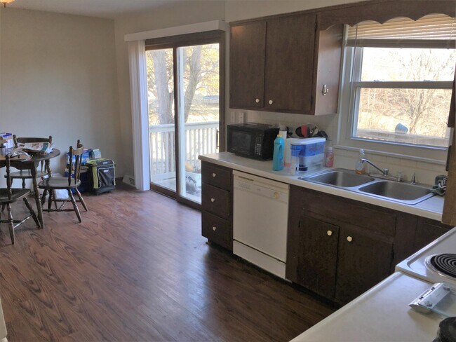 Building Photo - 4209 Defoe Dr