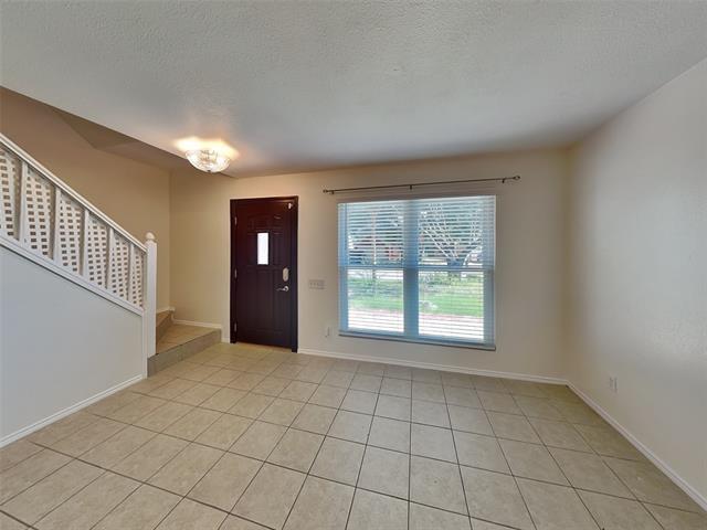 Foto del edificio - 2505 Country Creek Ln