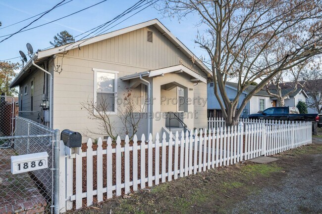 Foto del edificio - 1884 N 5th St