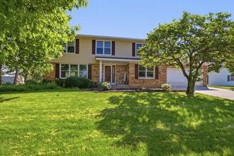 Building Photo - 4813 Surrey Ct