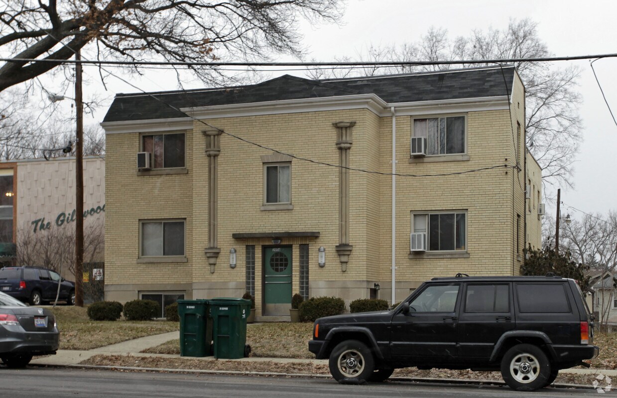 Foto principal - 2954-2958 Madison Rd