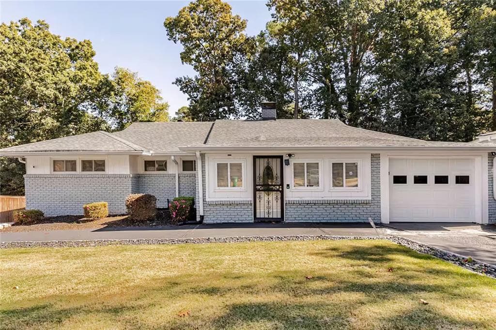 Primary Photo - 1944 Cindy Dr