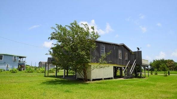 Foto del edificio - 2104 Galveston Ave