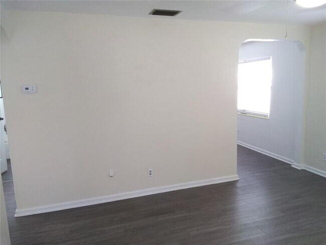 Foto del edificio - 4976 14th Ave N