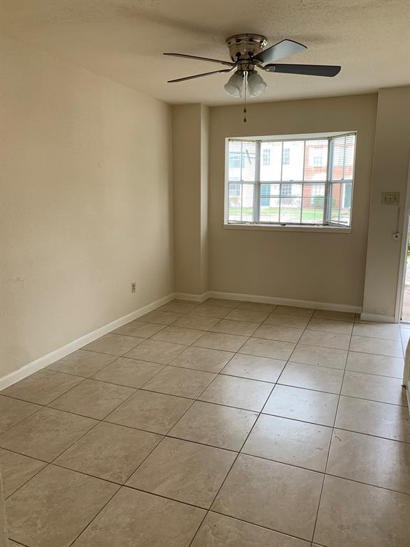 Building Photo - 12910 Ashford Point Dr