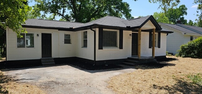 Building Photo - 3820 Montgomery Ave