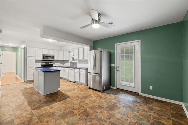 Building Photo - 3104 Bay Ridge Dr
