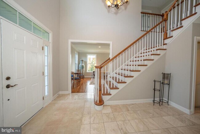 Building Photo - 25 Broomall Ln