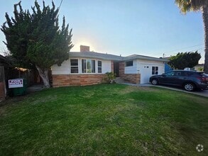 Building Photo - 5666 Dorothy Way