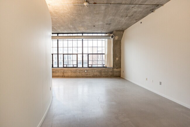 Foto del edificio - 41 Burroughs St
