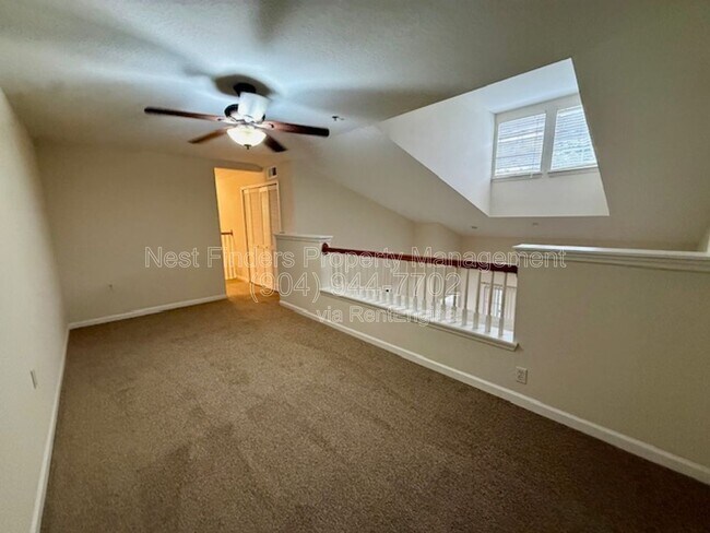 Foto del edificio - 8550 Touchton Rd